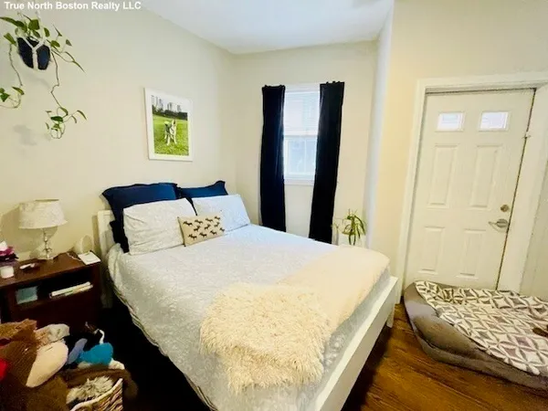 $2,800 | 180 Endicott Street, Unit 1, Boston, MA 02113