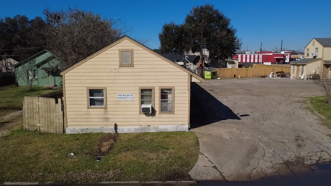 Building 1 houses units 1-5