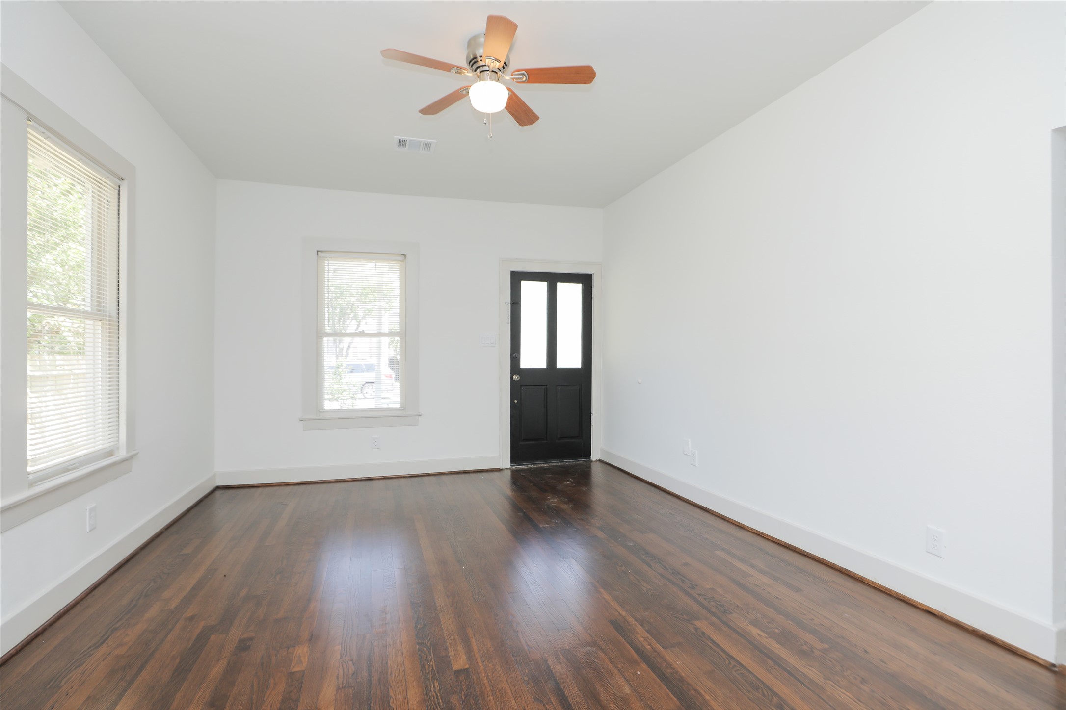 1244 West 21st Street Houston, TX 77008 - Photo 12 of 37