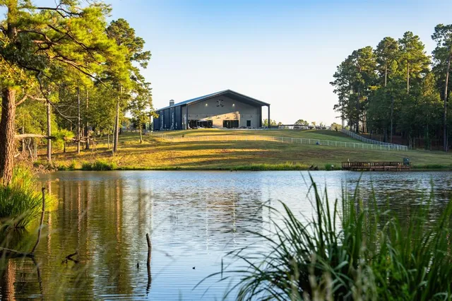 a house view with a outdoor space