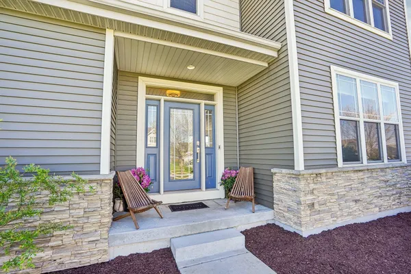 $789,900 | 1394 Winchester Pass, Verona, WI 53593