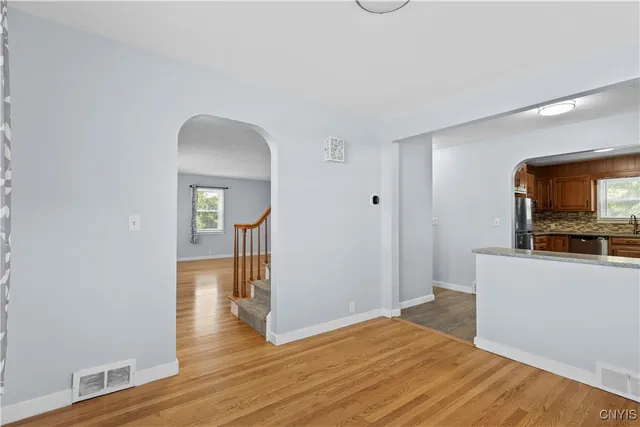 $2,500 | 105 Cooper Avenue, Whitestown, NY 13495