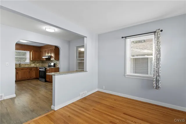 $2,500 | 105 Cooper Avenue, Whitestown, NY 13495