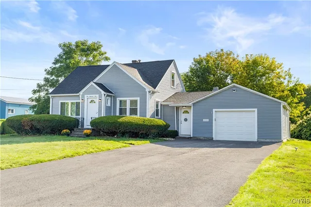 $2,500 | 105 Cooper Avenue, Whitestown, NY 13495