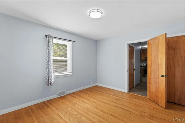 $2,500 | 105 Cooper Avenue, Whitestown, NY 13495