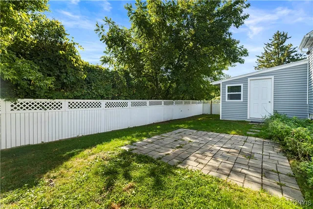 $2,500 | 105 Cooper Avenue, Whitestown, NY 13495