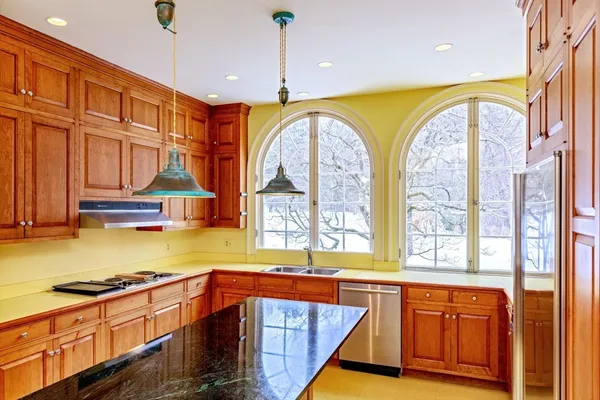 $6,500,000 | 429 Summer Street, Westwood, MA 02090