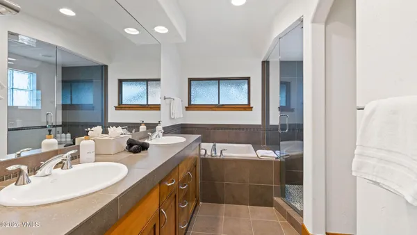 $1,000 | 132 West Meadow Drive, Vail, CO 81657