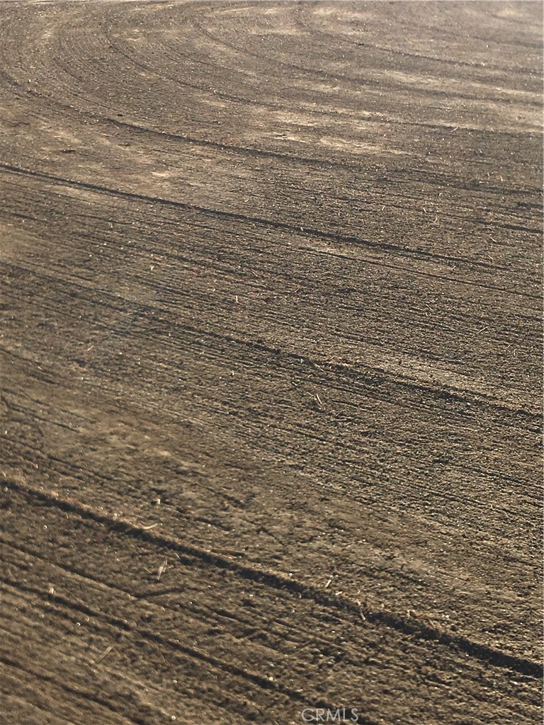 0 Chameleon Road Hemet, CA 92544 - Photo 6 of 19 a bathroom with a bathtub