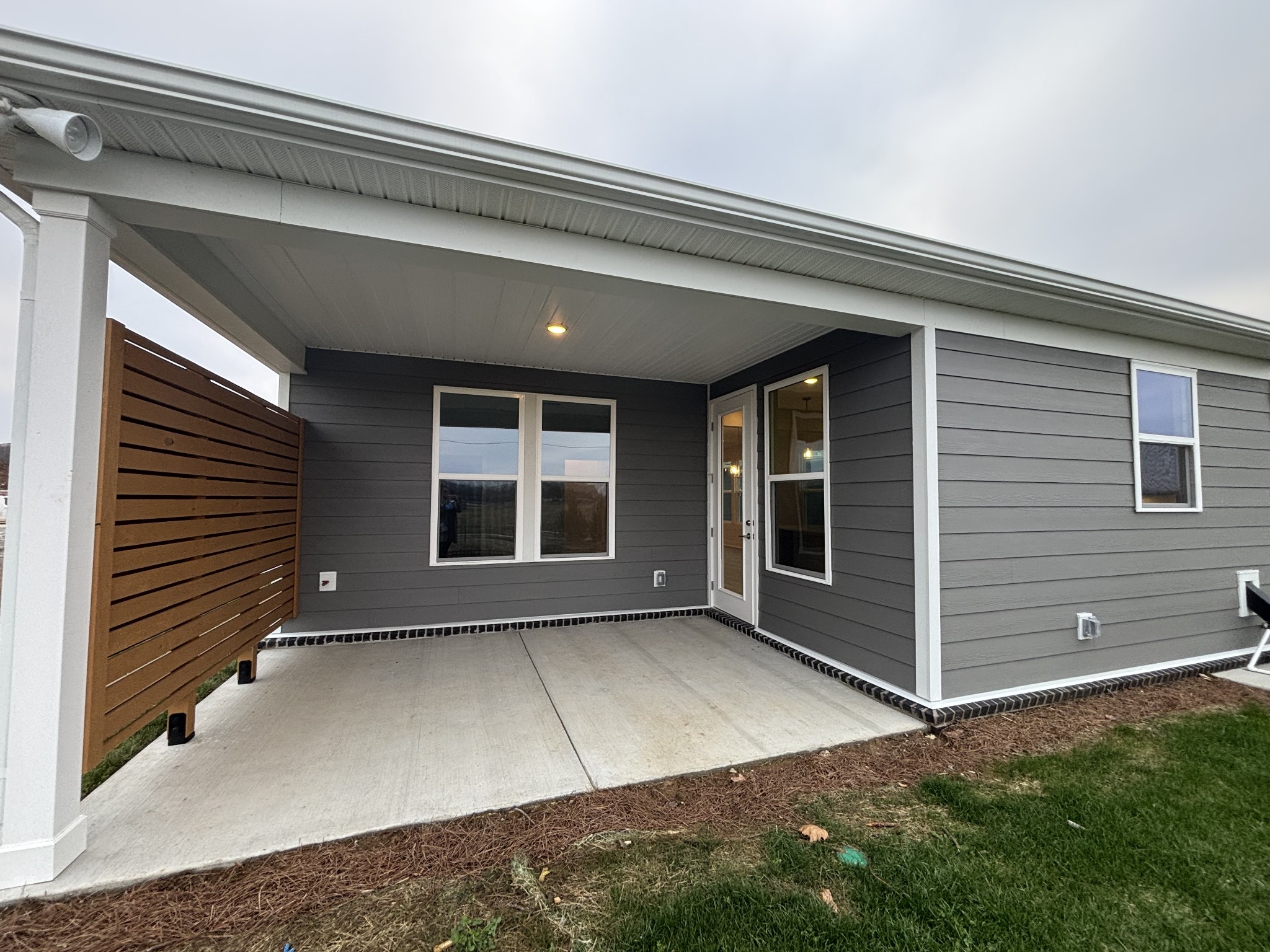 512 Scarlet Oak Road Lebanon, TN 37090 - Photo 16 of 26 a view front of house with yard