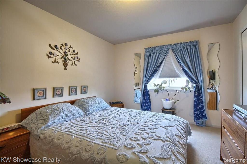 3380 Riverside Drive Canton, MI 48188 - Photo 23 of 31