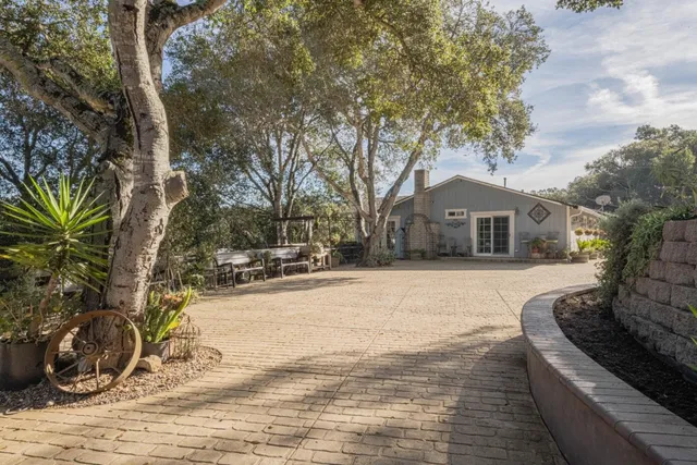 $1,089,000 | 6218 Echo Valley Court, Salinas, CA 93907