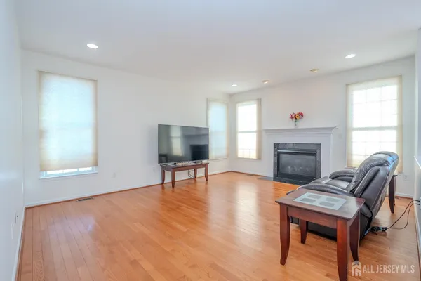 $1,395,000 | 62 Greylynne Drive, Princeton, NJ 08540