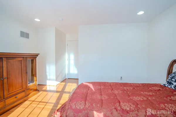 $1,395,000 | 62 Greylynne Drive, Princeton, NJ 08540