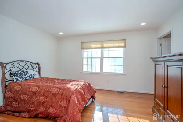 $1,395,000 | 62 Greylynne Drive, Princeton, NJ 08540