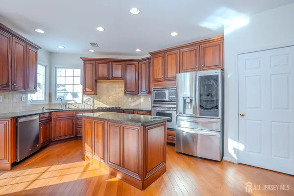 $1,395,000 | 62 Greylynne Drive, Princeton, NJ 08540