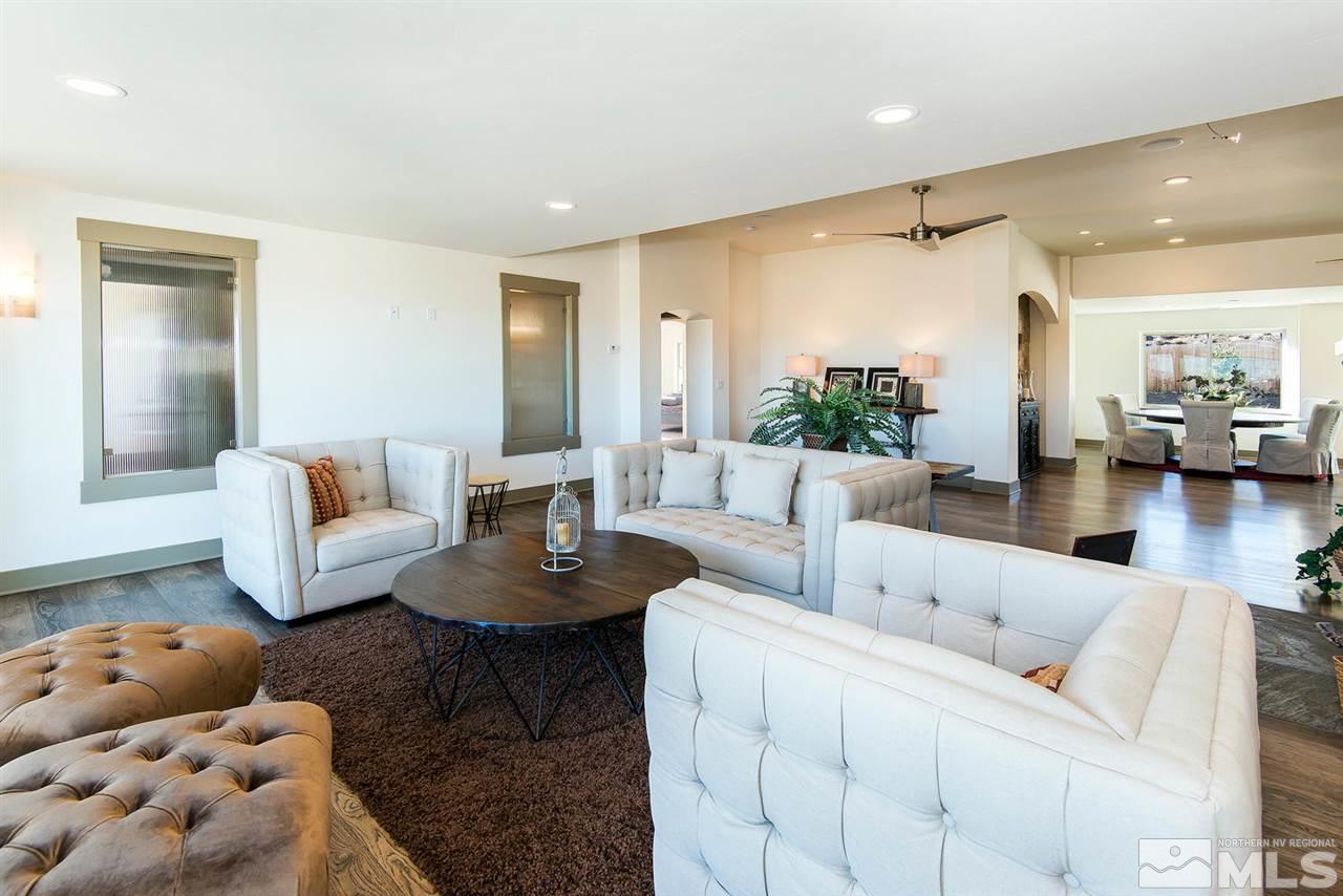 4965 Mason Road Reno, NV 89506 - Photo 14 of 25 a living room with furniture and a couch