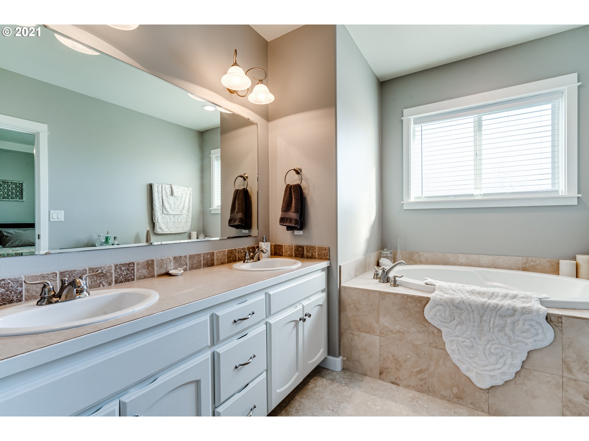 1045 Swale Ridge Loop Creswell, OR 97426 - Photo 21 of 31 Gallery Image 21