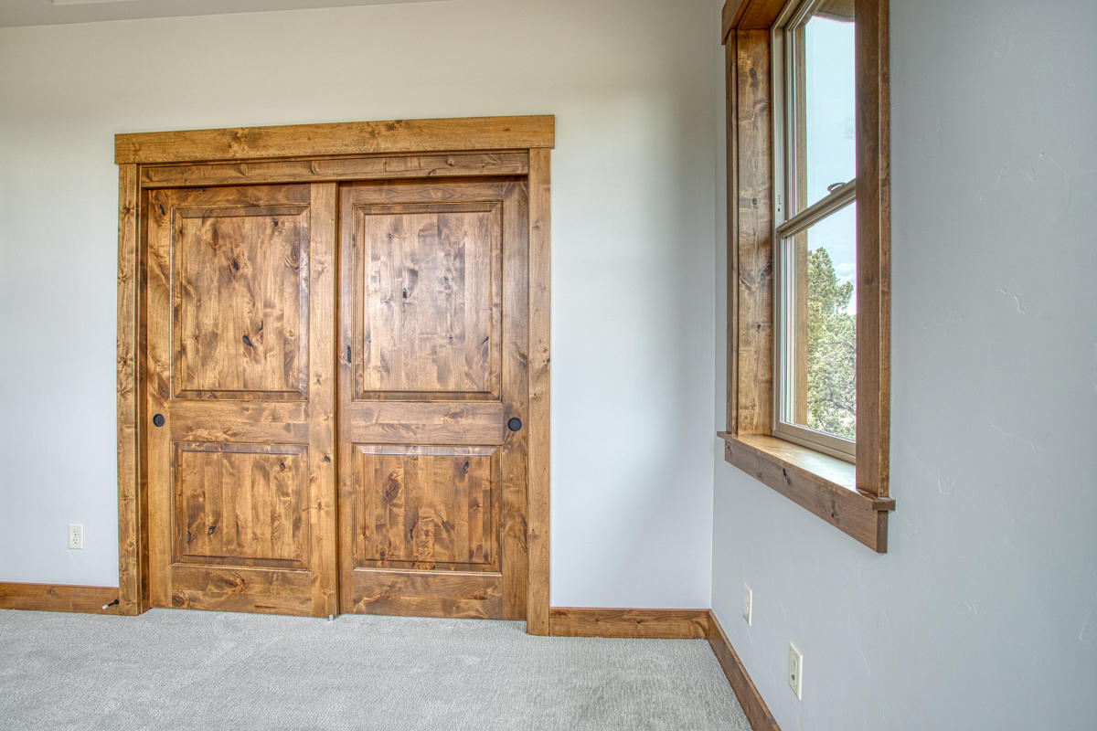 15751 South W Brasada Ranch Road, Unit LOT 363 Powell Butte, OR 97753 - Photo 32 of 47 an empty room with window