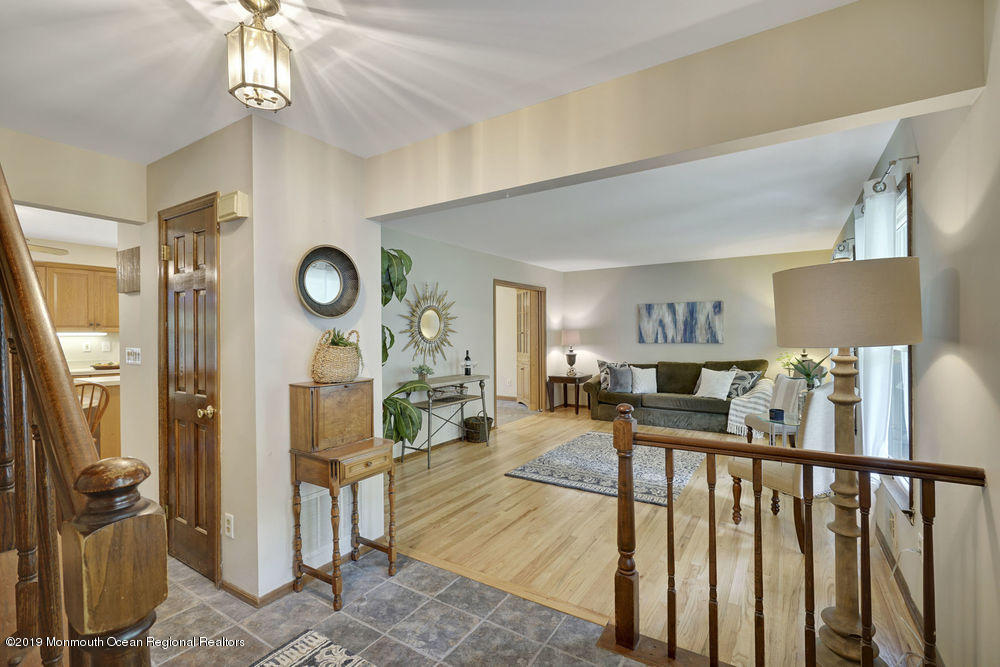 145 Lynch Road Middletown, NJ 07748 - Photo 5 of 33 035_dsc03245-dsc03249