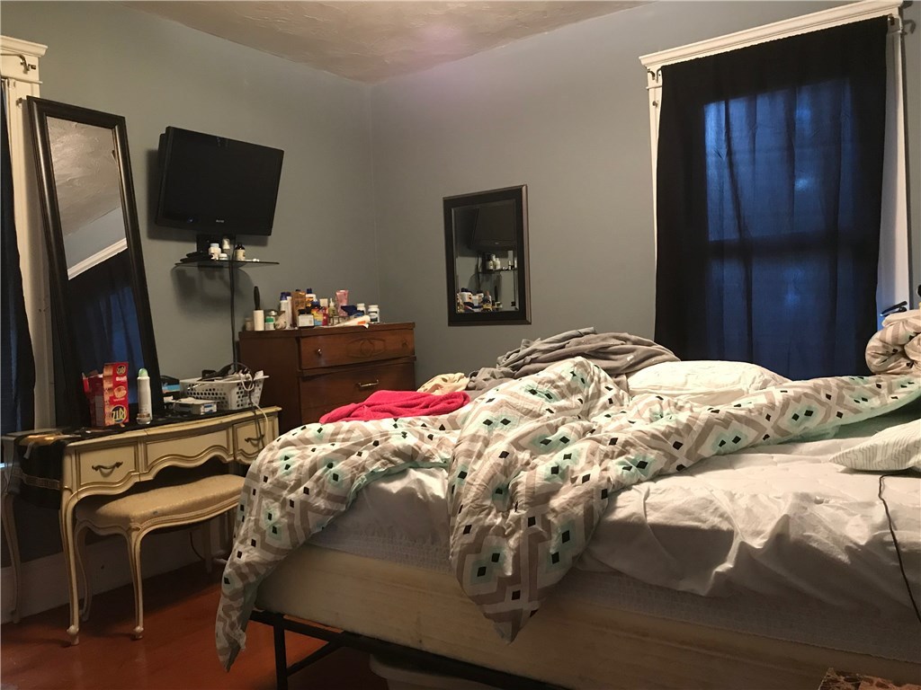 1812 Mendon Road Woonsocket, RI 02895 - Photo 12 of 20