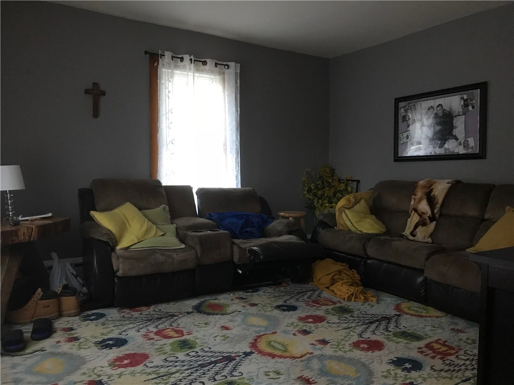 1812 Mendon Road Woonsocket, RI 02895 - Photo 16 of 20