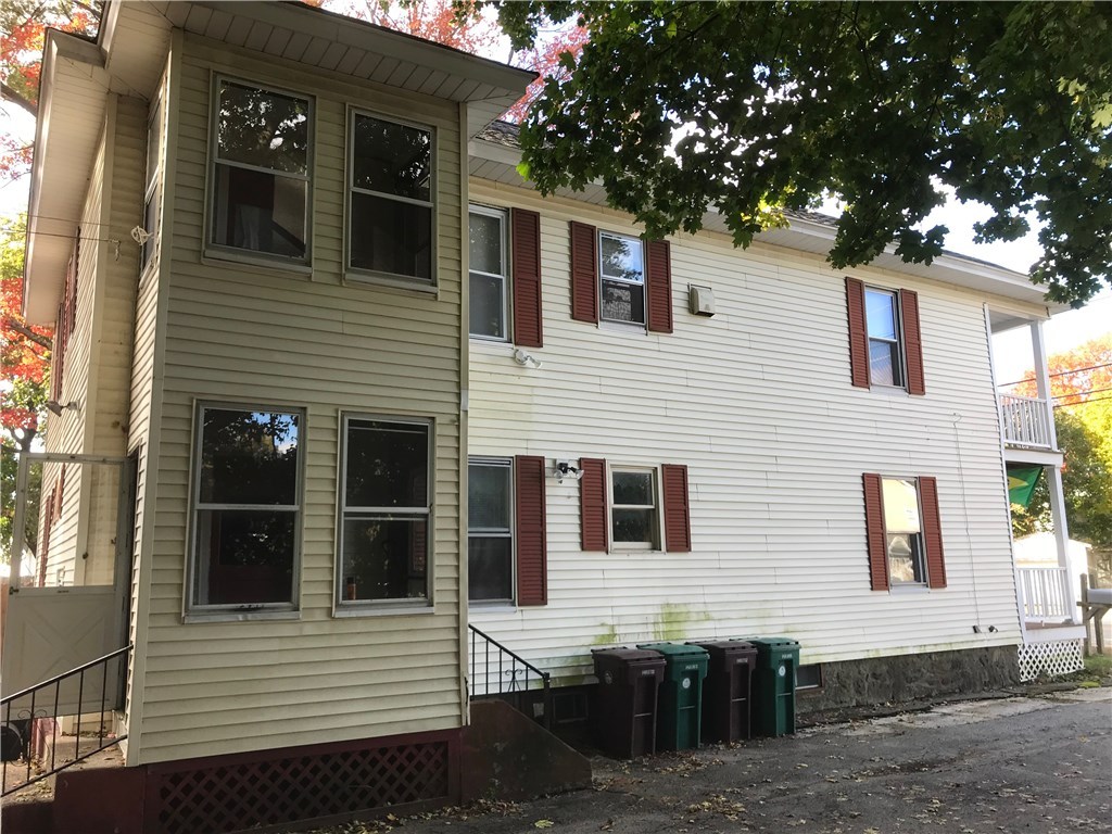 1812 Mendon Road Woonsocket, RI 02895 - Photo 5 of 20