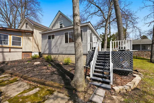 $164,900 | 780 Ln 120 Hamilton Lake, Hamilton, IN 46742