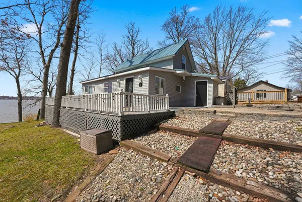 $164,900 | 780 Ln 120 Hamilton Lake, Hamilton, IN 46742