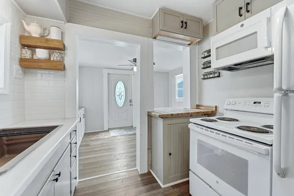 $164,900 | 780 Ln 120 Hamilton Lake, Hamilton, IN 46742