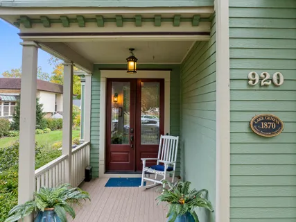 $2,500,000 | 920 Geneva Street, Lake Geneva, WI 53147