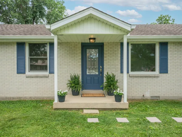 $299,000 | 309 Peggy Drive, Cedar Hill, TN 37032