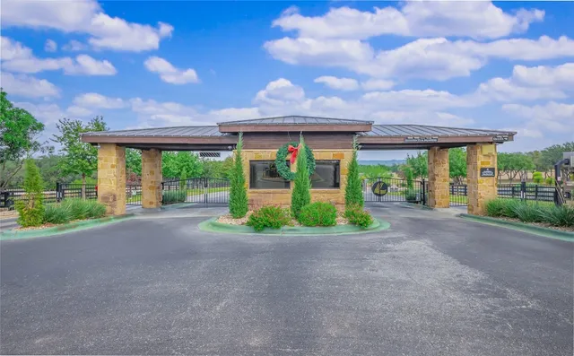 $165,000 | 1416 Kahala Sunset Drive, Spicewood, TX 78669