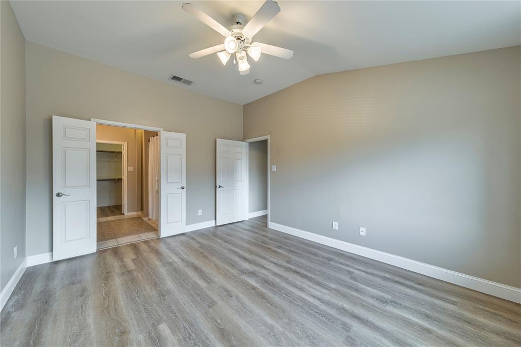 2036 Signal Ridge Place Rockwall, TX 75032 - Photo 13 of 28 Primary bedroom with ensuite
