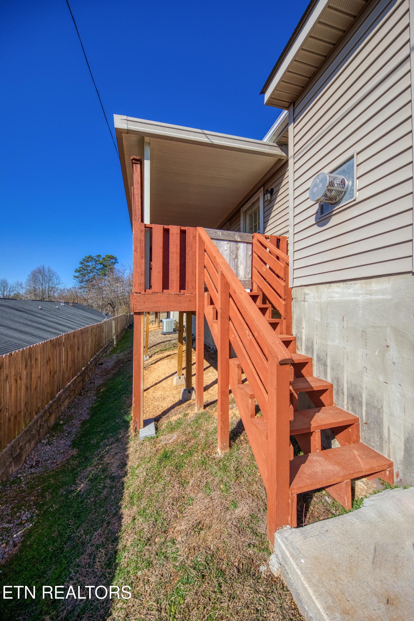 8024 Keybridge Way Powell, TN 37849 - Photo 23 of 23 a view of a patio with a table and chairs