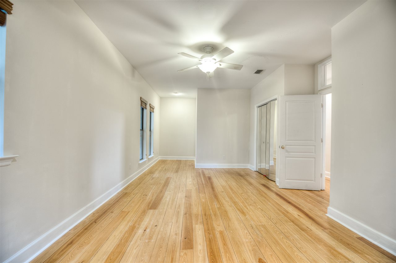 11017 Luna Point Road Tallahassee, FL 32312 - Photo 32 of 36 Gallery Image 32