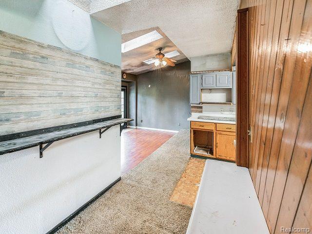 8061 Corunna Road Flint, MI 48532 - Photo 5 of 25 Gallery Image 5