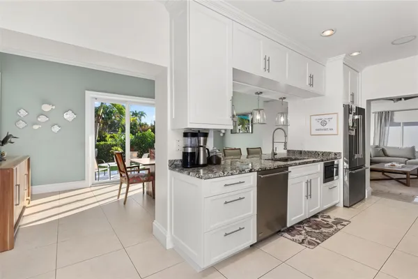 $2,885,000 | 2228 Northeast 26th Street, Lighthouse Point, FL 33064