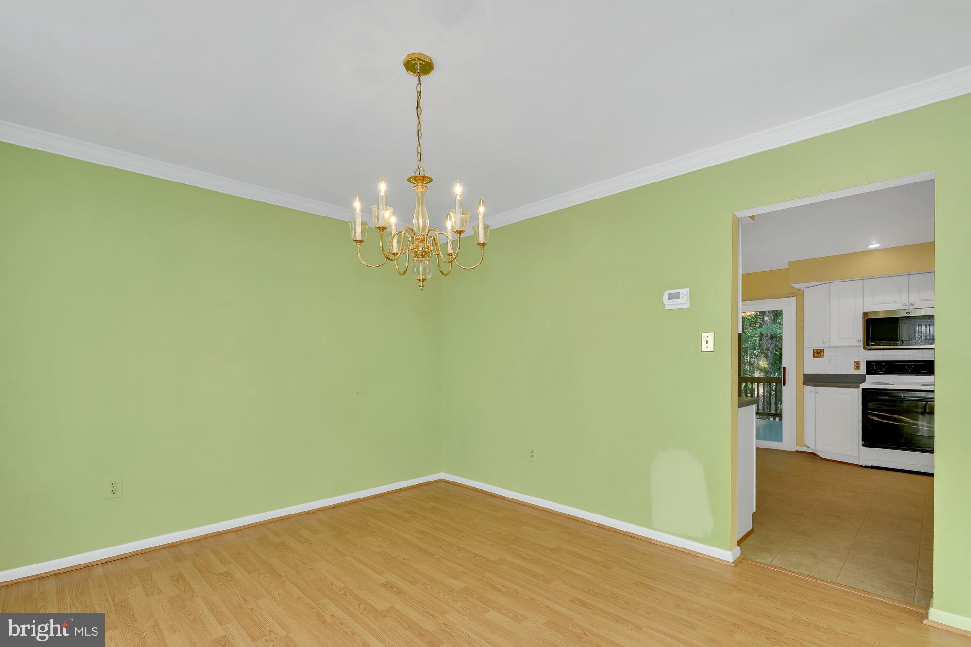 13484 Keytone Road Woodbridge, VA 22193 - Photo 15 of 58 Gallery Image 15