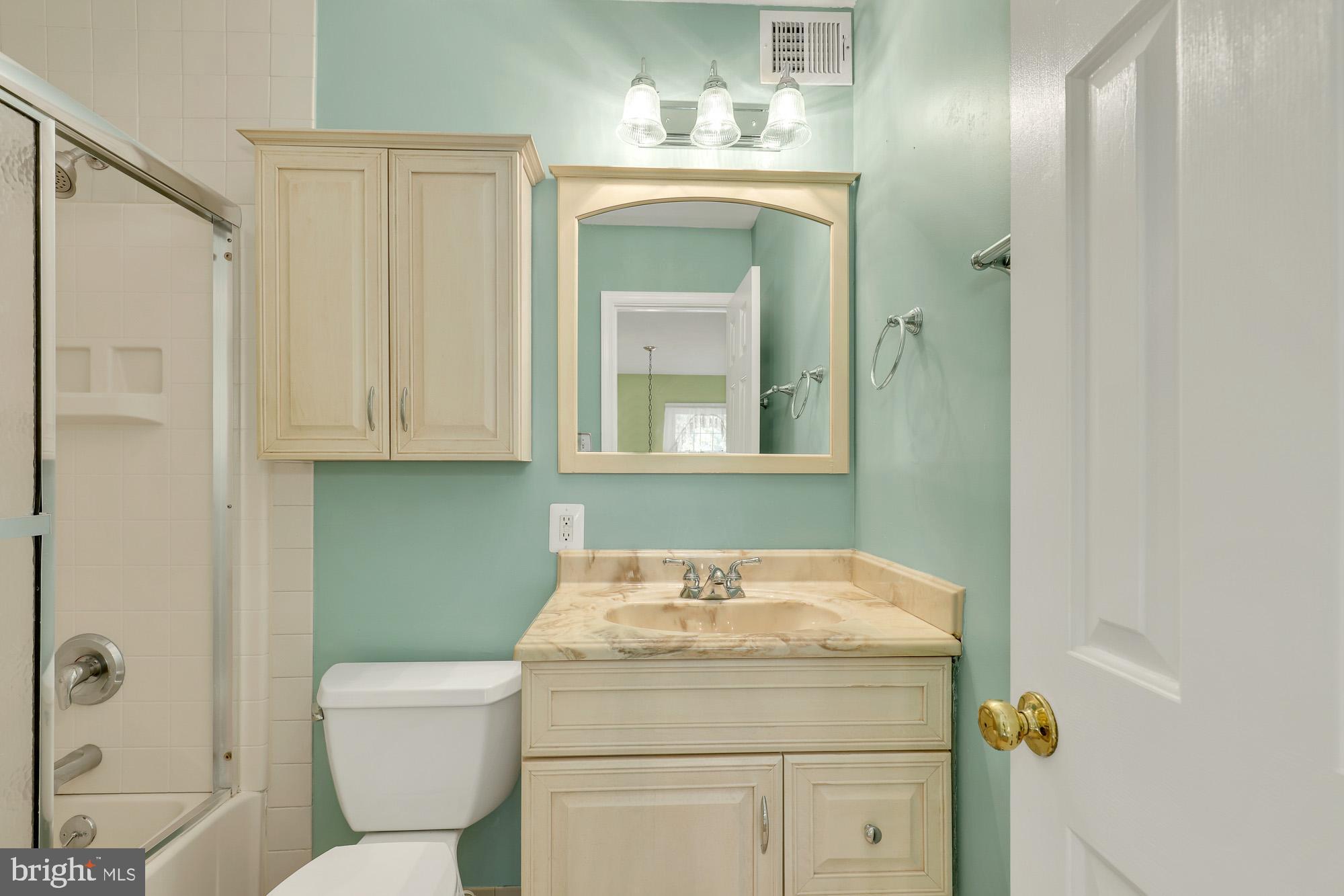 13484 Keytone Road Woodbridge, VA 22193 - Photo 38 of 58 Gallery Image 38
