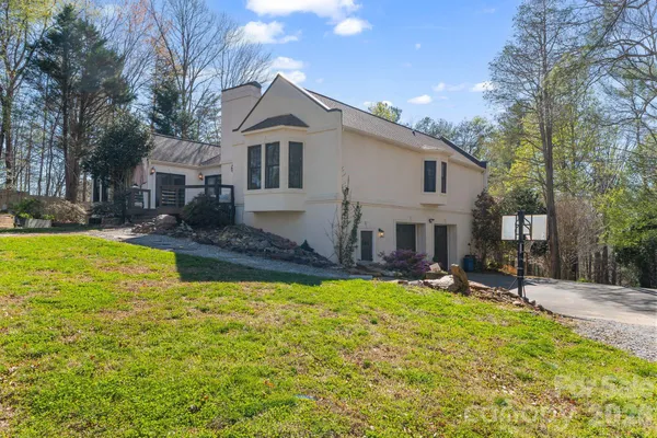 $725,000 | 214 Ridgeway Drive, Taylorsville, NC 28681
