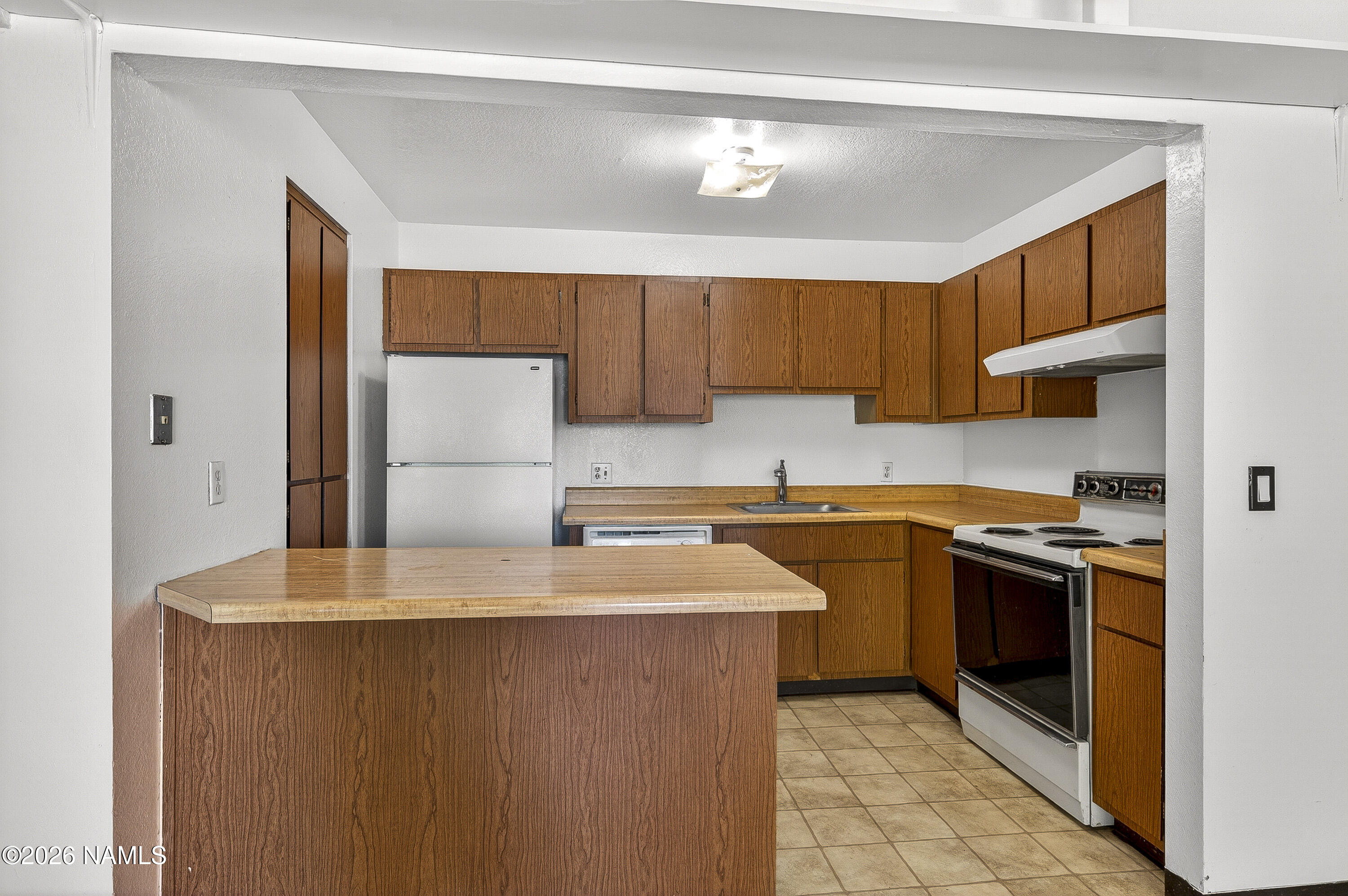 1200 South Riordan Ranch Street, Unit 74 Flagstaff, AZ 86001 - Photo 2 of 33 1200-south-riordan-ranch-street-flagstaf