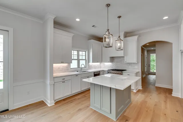 $395,900 | 320 Celadon Way, Brandon, MS 39042