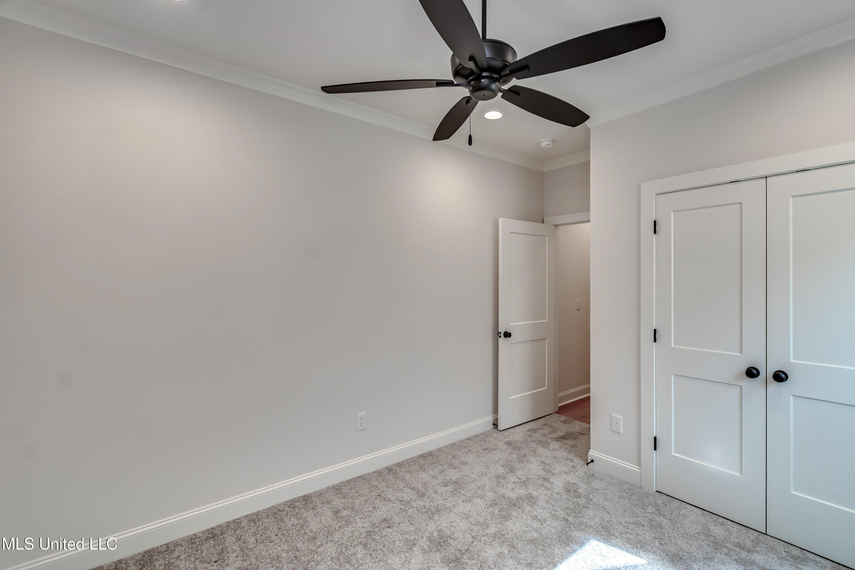 320 Celadon Way Brandon, MS 39042 - Photo 22 of 39 320 Celadon Way Int-21