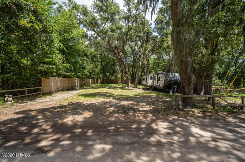 5 Hand Road St. Helena Island, SC 29920 - Photo 6 of 13 5 Hand MLS Photo13