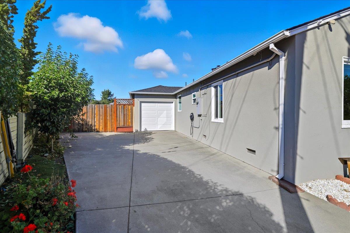 18 Culver Court San Mateo, CA 94403 - Photo 62 of 71 a view of a house with a backyard and garden