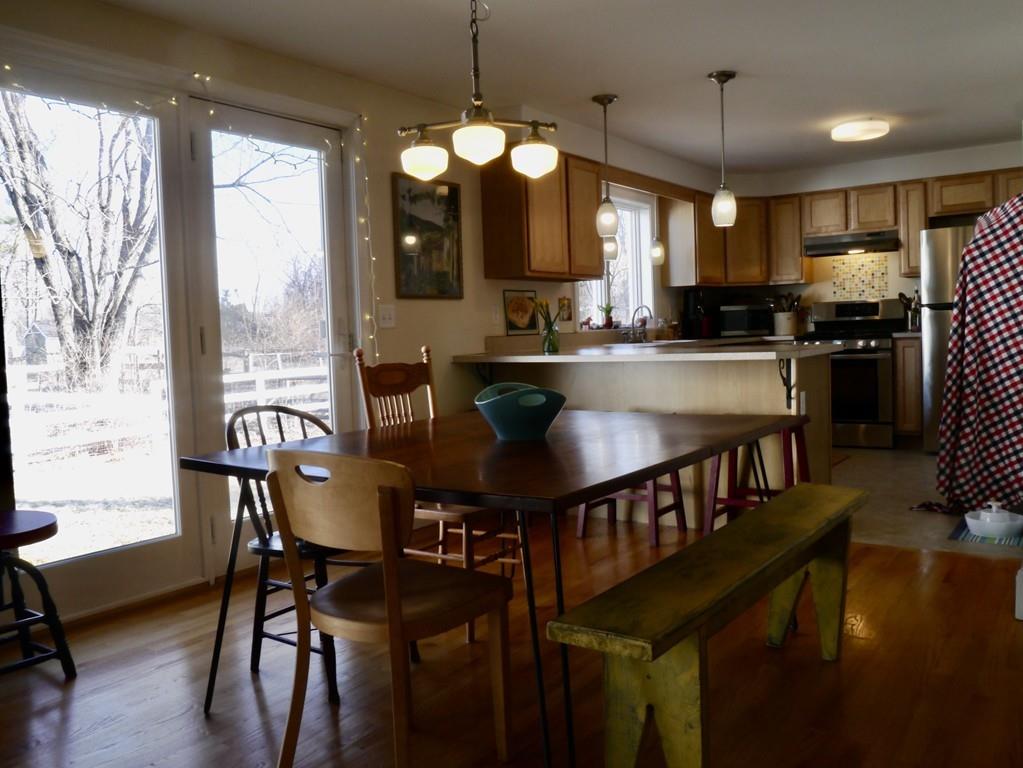 64 West Pomeroy Lane Amherst, MA 01002 - Photo 9 of 23 Gallery Image 9