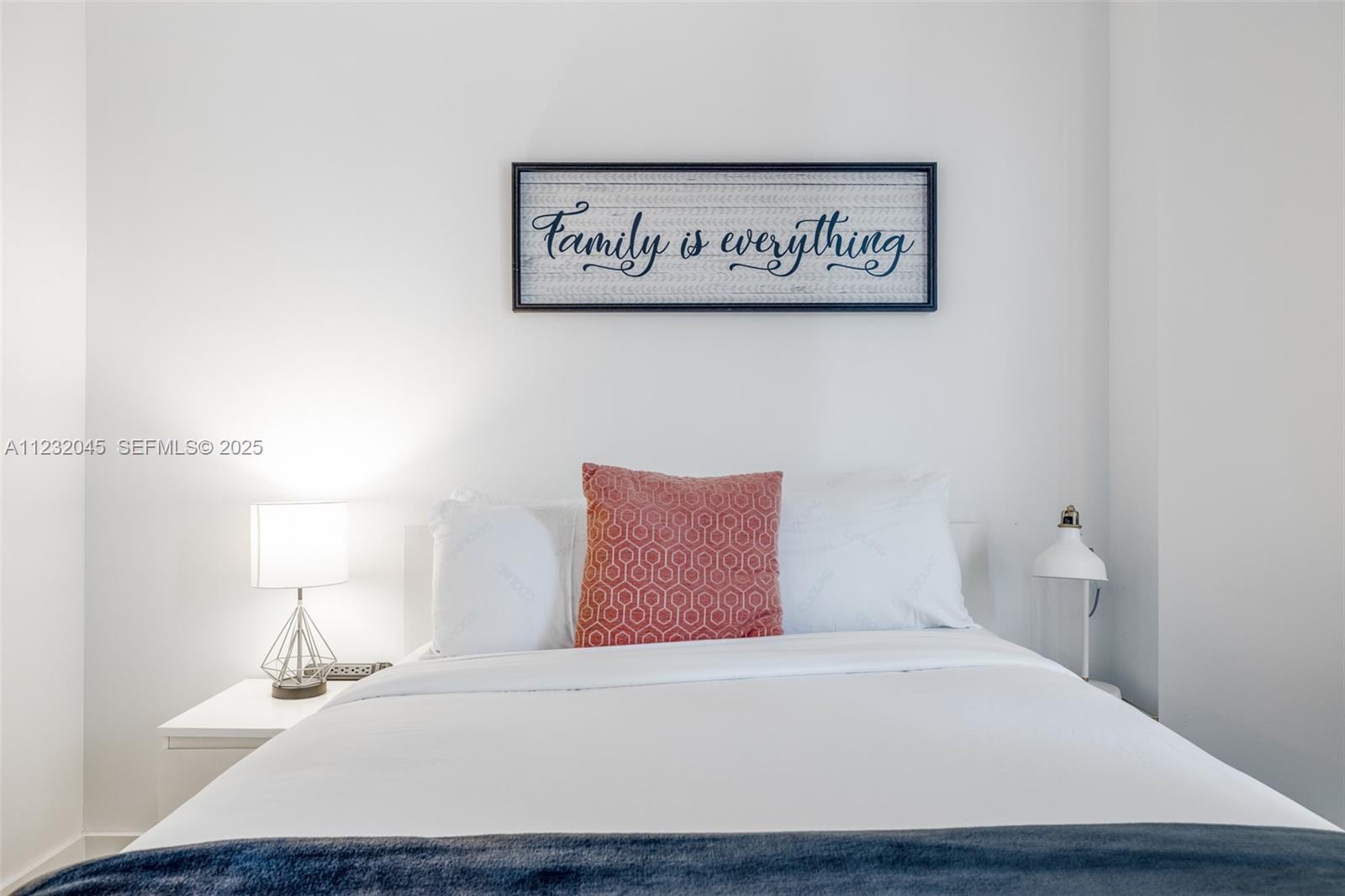 151 Southeast 1st Street, Unit 809 Miami, FL 33131 - Photo 23 of 45