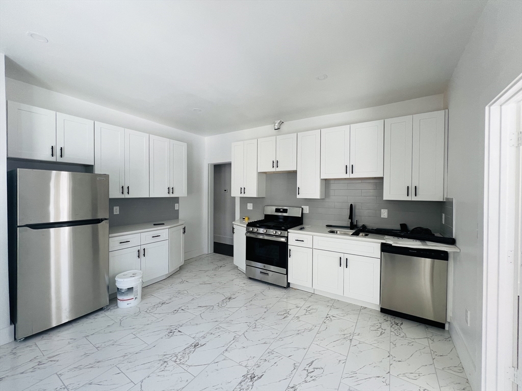 78 Howland Street, Unit 2 Boston, MA 02121 - Photo 4 of 6