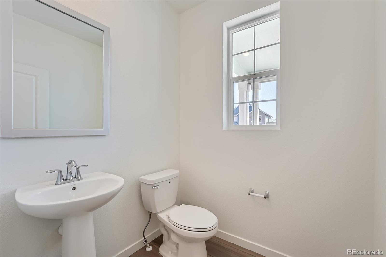 39573 Penn Road Elizabeth, CO 80107 - Photo 6 of 20 Gallery Image 6